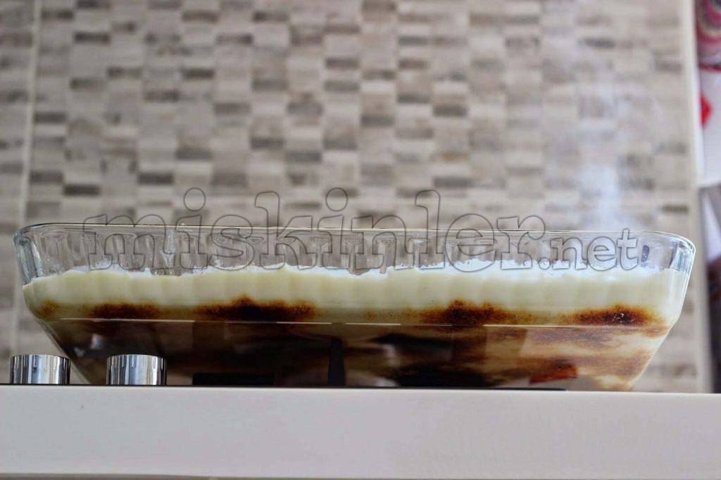 Kazandibi Nasıl Yapılır? 9 Adımda Kolay Kazandibi Yapımı